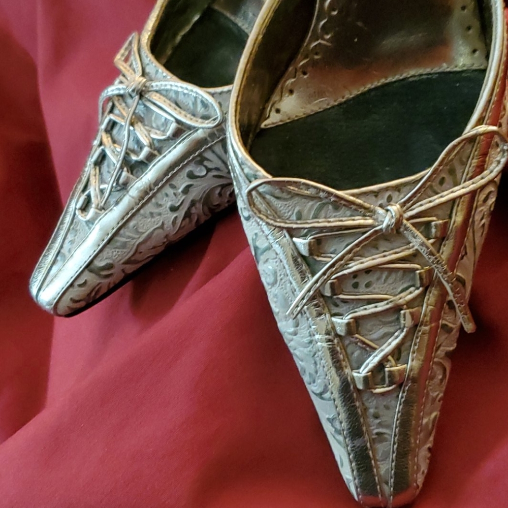 J. Rene Pewter & Silver Scroll Print Mule - image 3